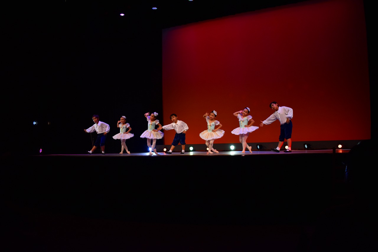 ダンスパーティー
